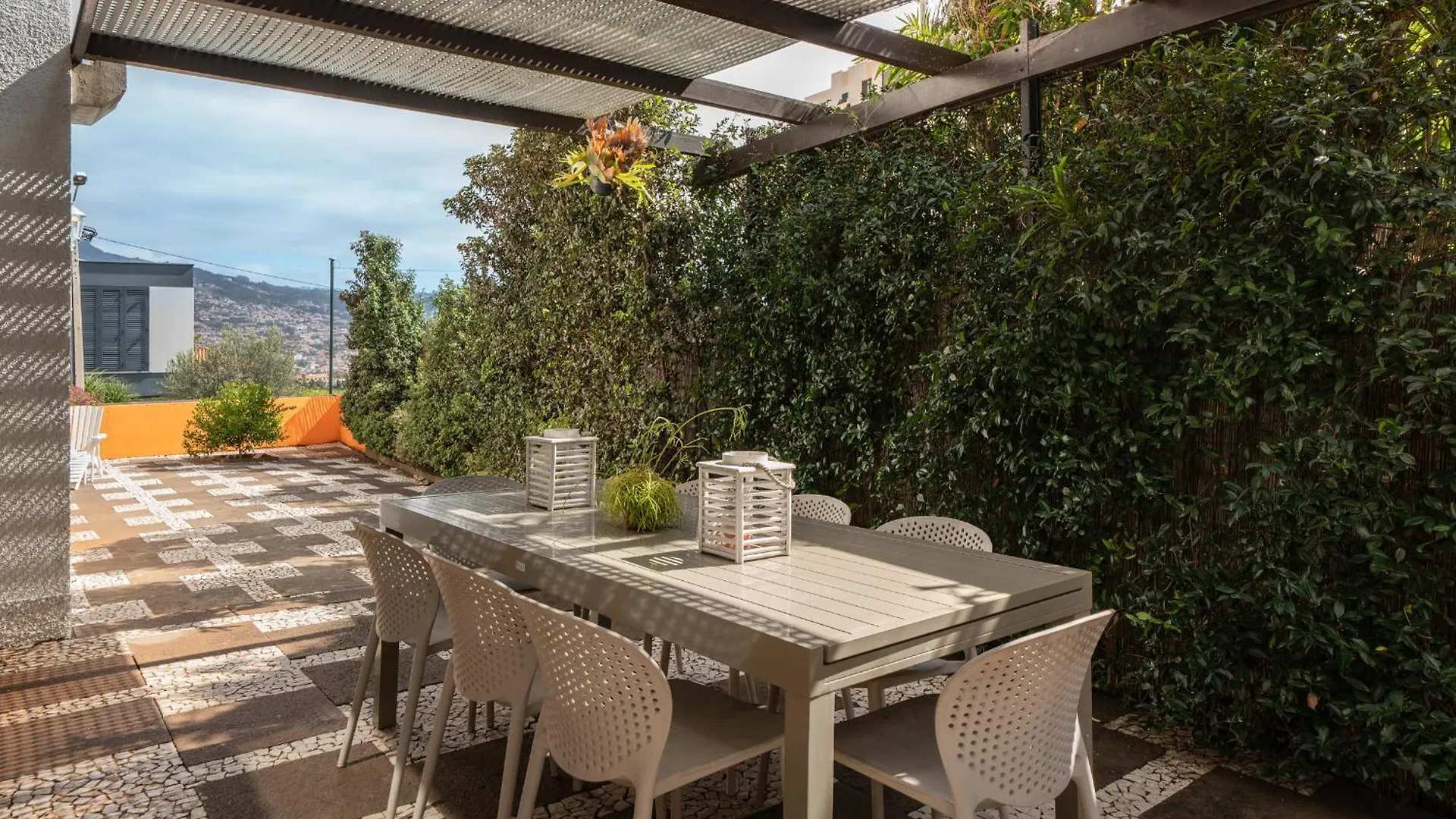 Charming Villa, Spacious, Beautiful Views! Funchal