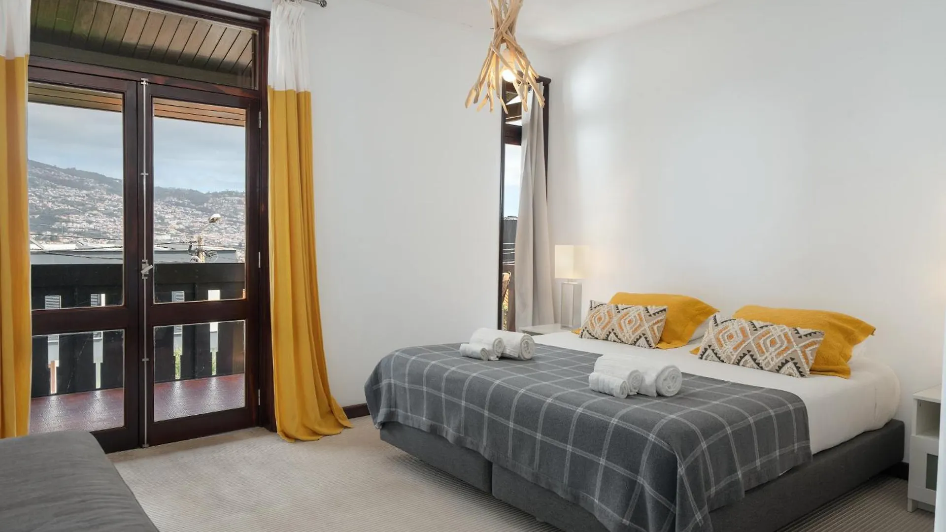Charming Villa, Spacious, Beautiful Views! Funchal Villa